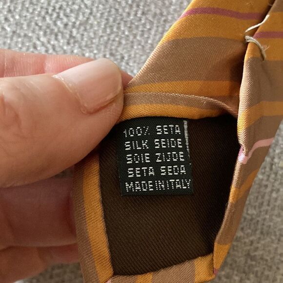 Roberto Fino Silk Tie in Orange with Tan/pink/Red Diagonal Stripe. - Picture 5 of 5